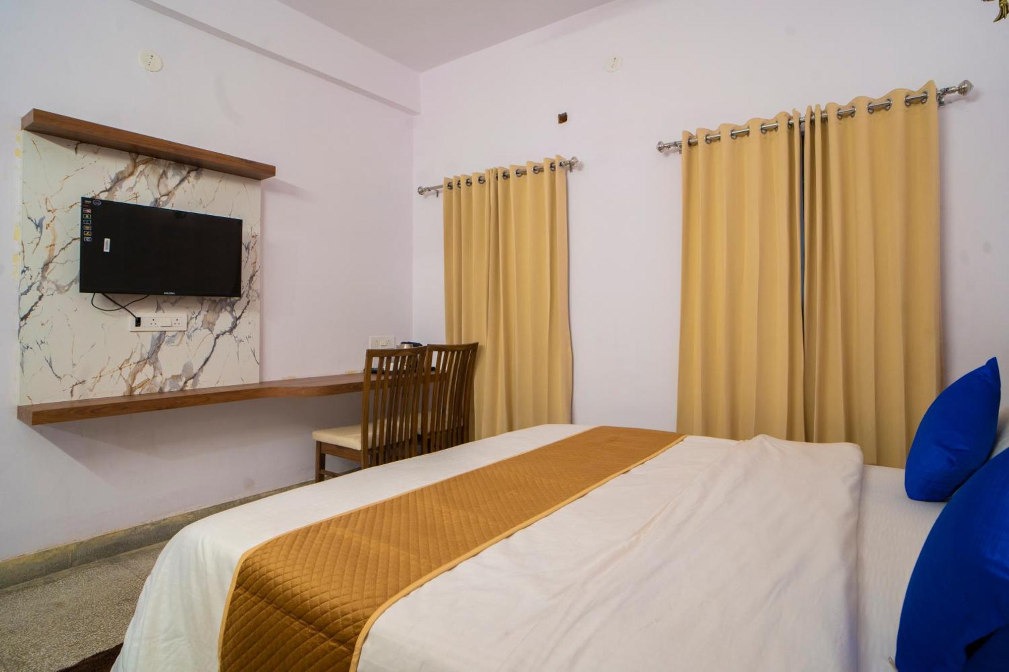 Devdarshan Hotel & Restaurant อุเดเปอร์ ภายนอก รูปภาพ